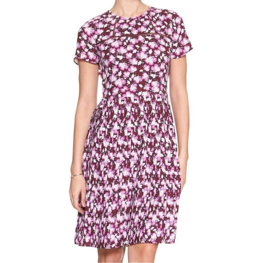 Banana Republic Floral Poppy Pleated Dress Purple Size 2